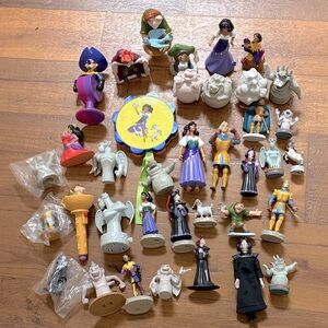 Lot of 37 Vintage Disney 90s The Hunchback of Notre Dame Toy Figures